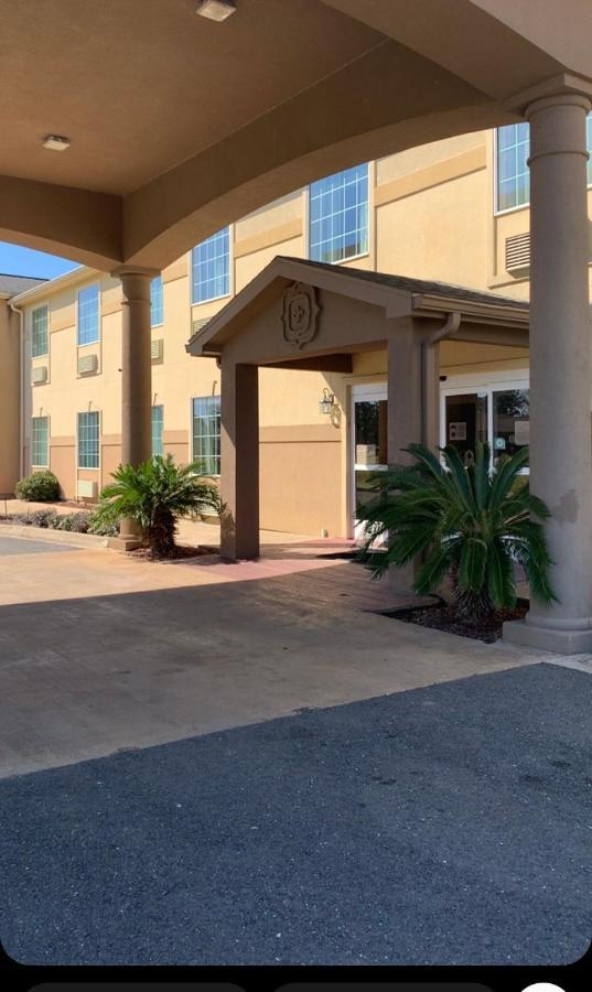 Rodeway Inn & Suites Winnfield Exteriör bild