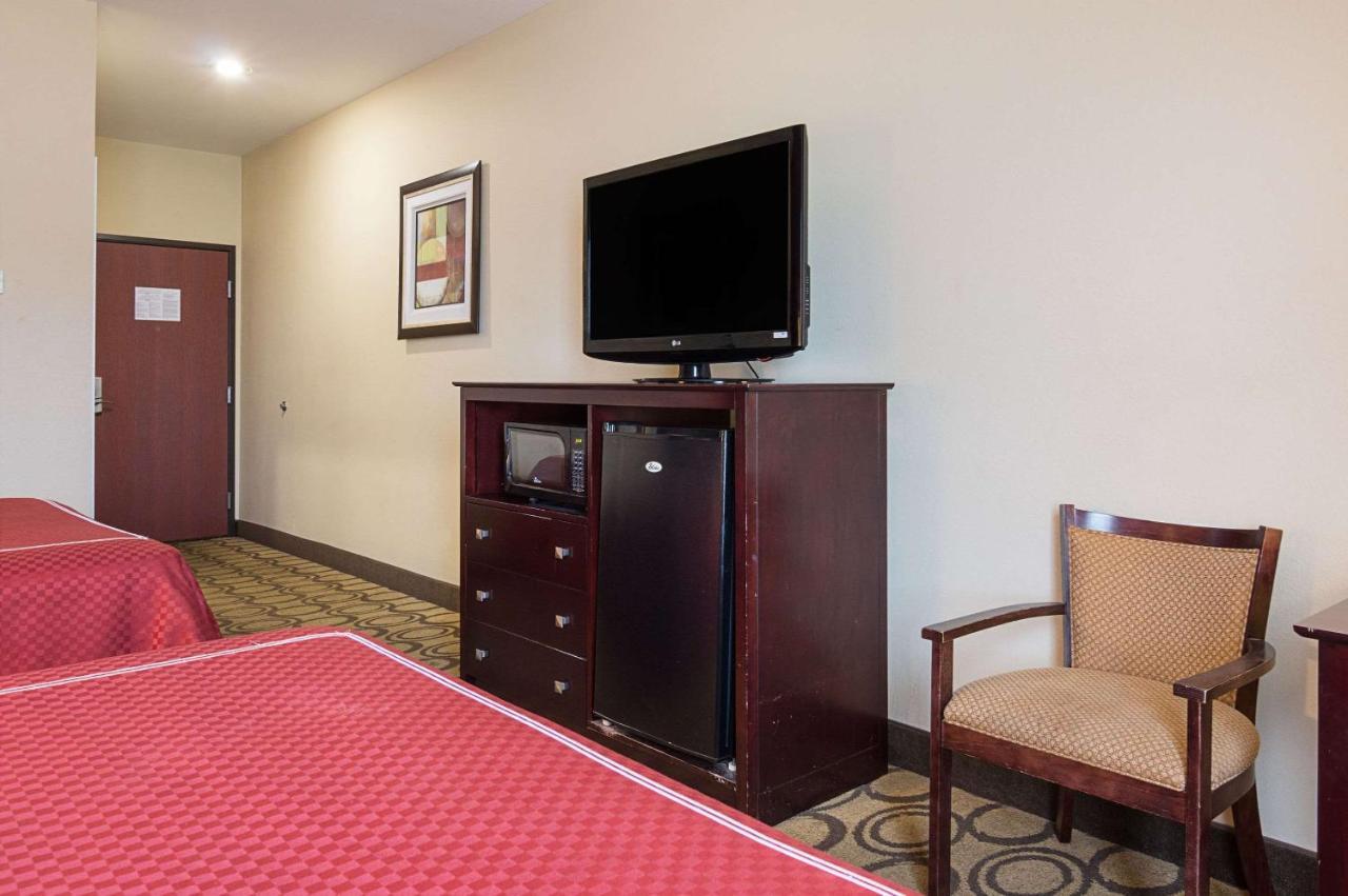 Rodeway Inn & Suites Winnfield Exteriör bild